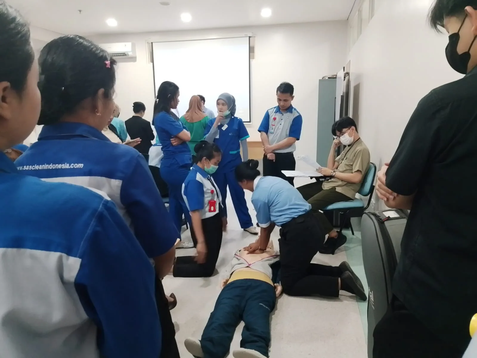 Refresh BHD (Bantuan Hidup Dasar)