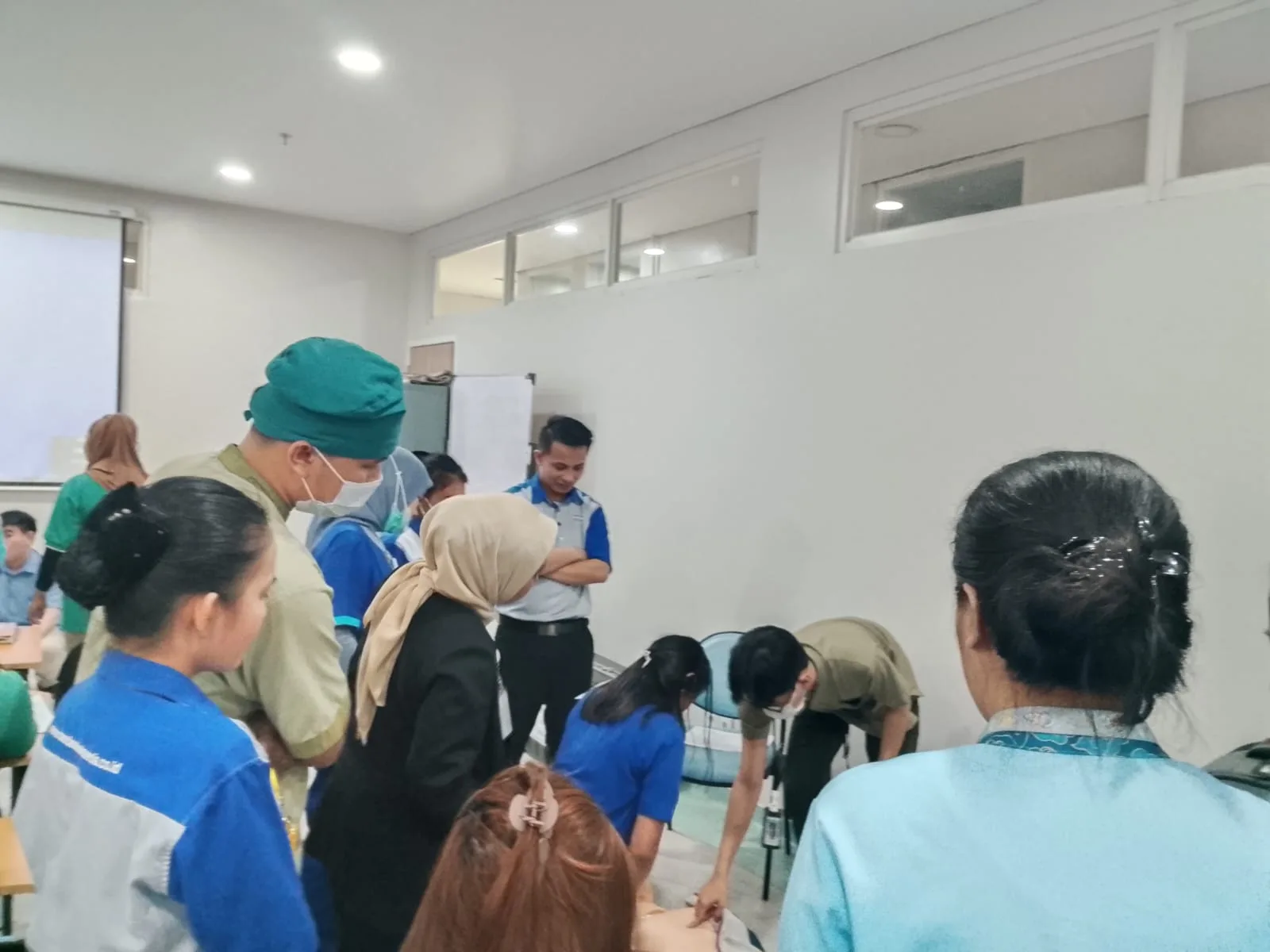 Refresh BHD (Bantuan Hidup Dasar)