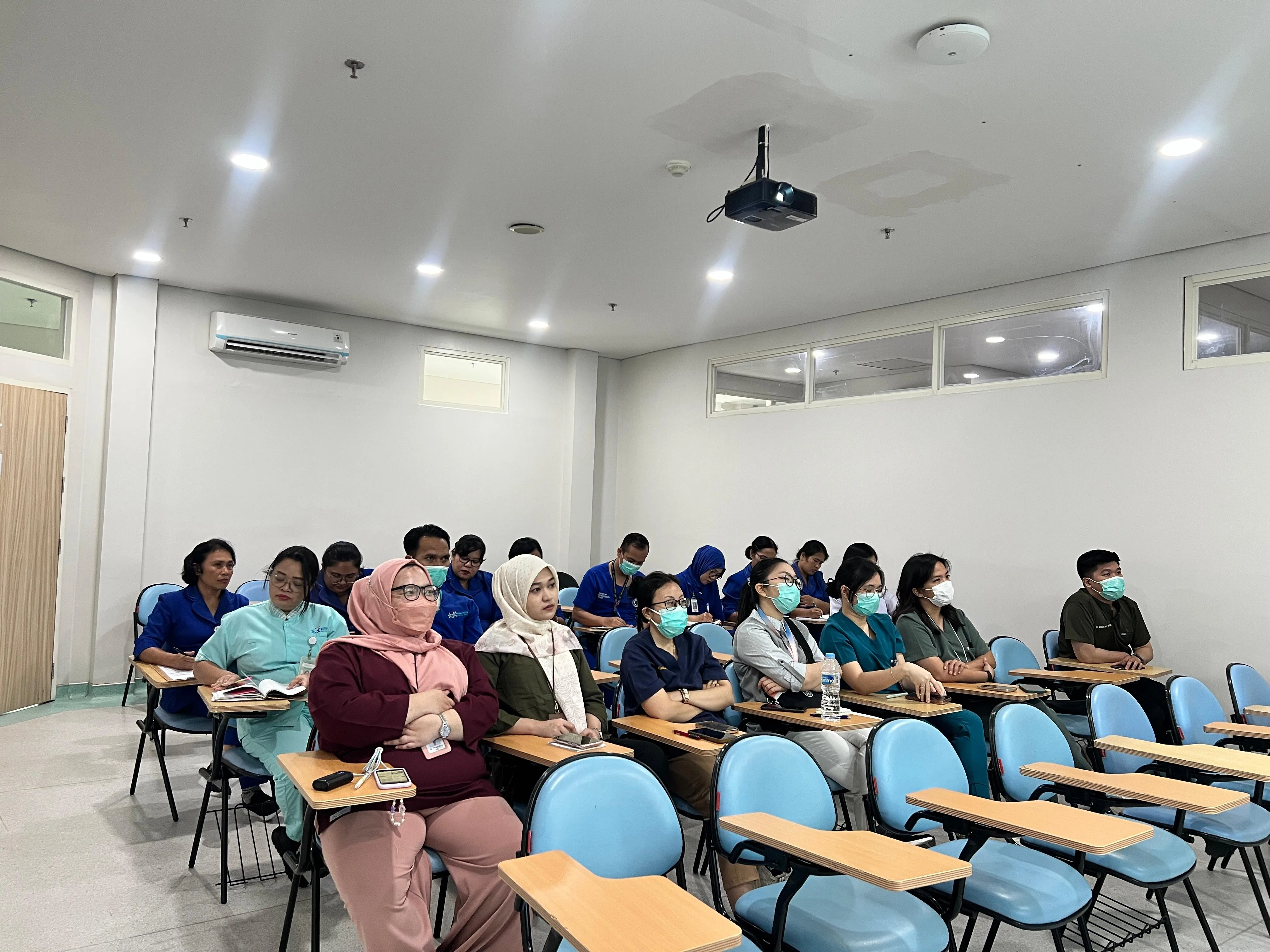 Refresh Pelatihan BLS & Code Blue