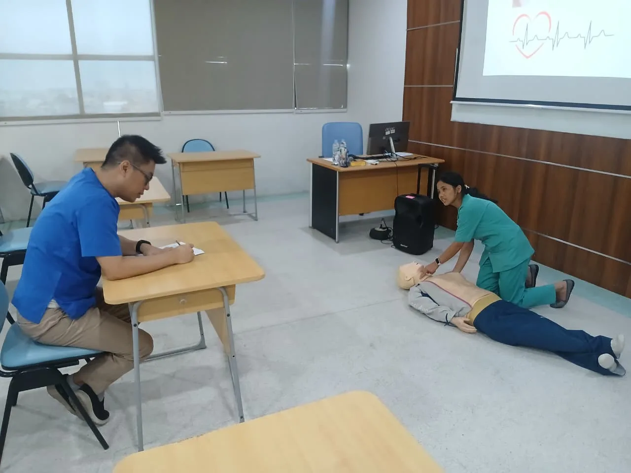 Simulasi Bantuan Hidup Dasar